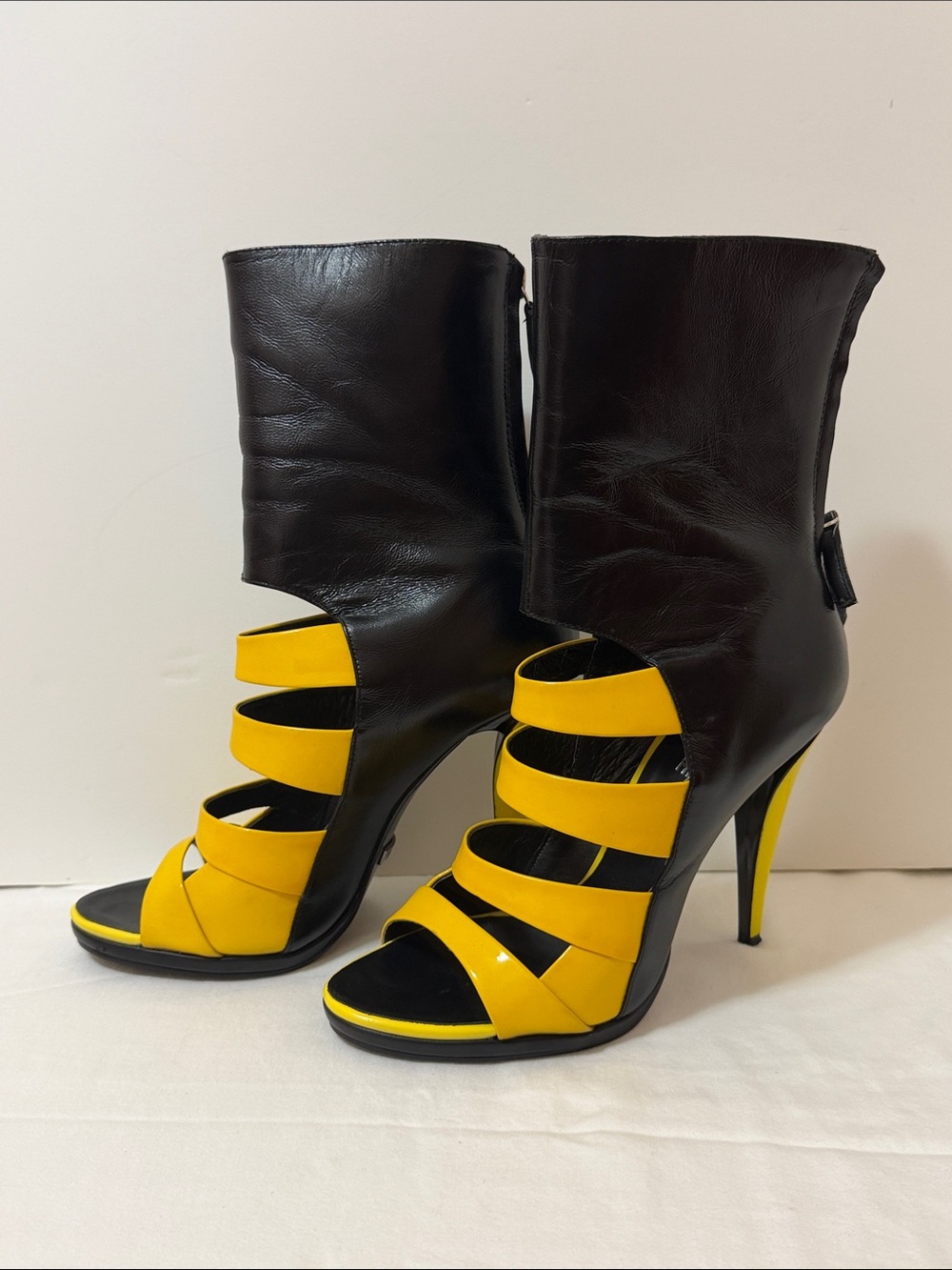 NWOB Attizzare Yellow and Black Leather Peep Toe Strappy High Heel Boots Size 8